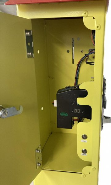 Honigautomat 5-Fächer ; Gehäuse Rapsgelb, Dach Schwarz, Zahlenfeld 180mm Fachtiefe